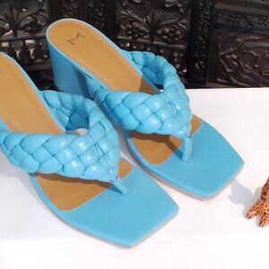 Womens Marc Fisher Blue Sandals Size 6.5